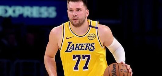 Luka Dončić affaibli par une infection gastrique lors de la défaite contre les Timberwolves