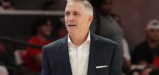 Les Suns de Phoenix : Brian Gregory promu au poste de directeur général, James Jones devient conseiller senior