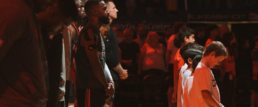 Cooper Flagg impressionne lors de ses débuts NBA en présaison avec les Mavericks