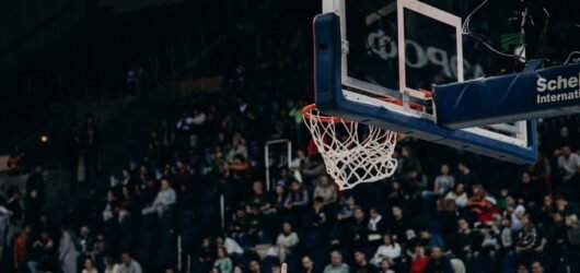 Nikola Jokic établit un record NBA historique, New Orleans et Orlando en difficulté