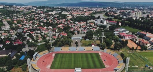 Les Lakers survivent à un effondrement grâce aux 35 points et 13 passes de Luka Dončić contre les Spurs